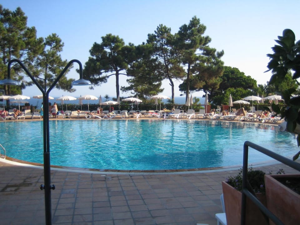 Poolansicht PortoBay Falésia