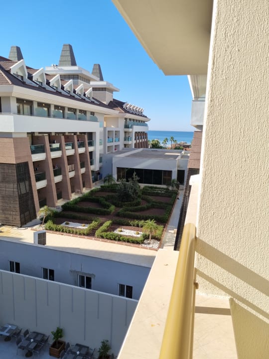 Ausblick Kirman Belazur Resort & Spa