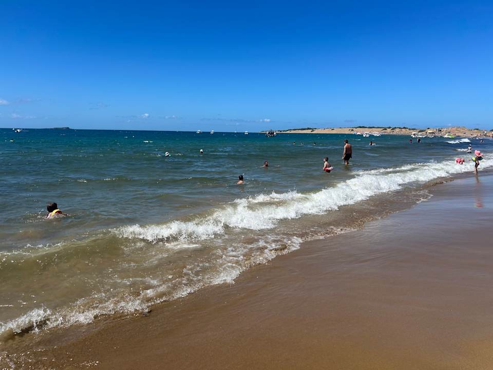 Strand Sandy Beach Resort