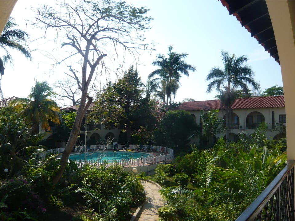 Wunderschöner Dschungelgarten Charela Inn Hotel