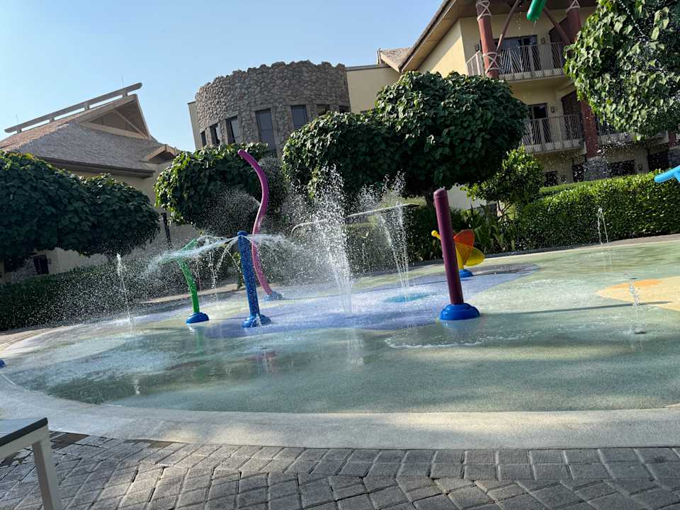Pool Lapita - Dubai Parks & Resorts - Autograph Collection
