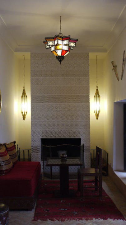Im Riad  (Kamin) Hotel Riad Karmela