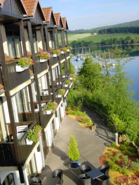 Blick vom Balkon Göbel's Seehotel Diemelsee