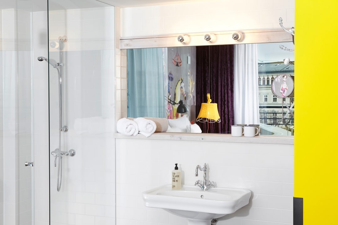 Zimmer 25hours Hotel Wien beim MuseumsQuartier