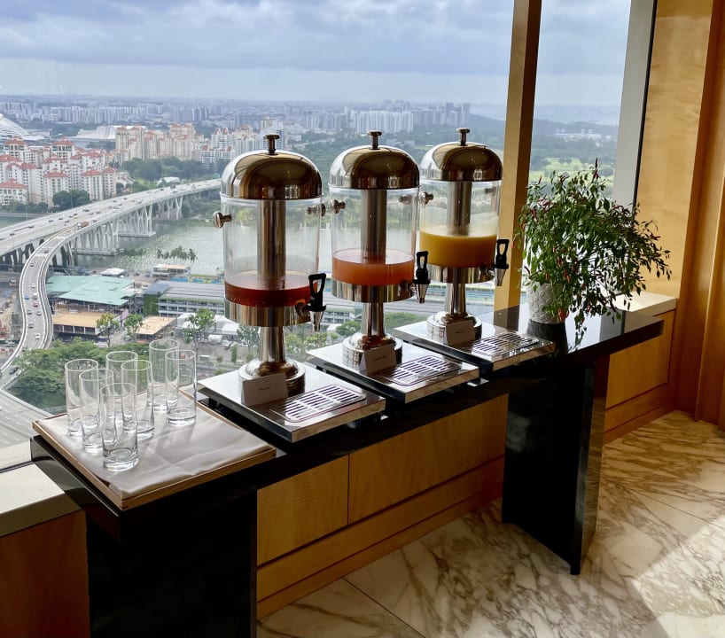 Gastro Hotel The Ritz-Carlton Millenia