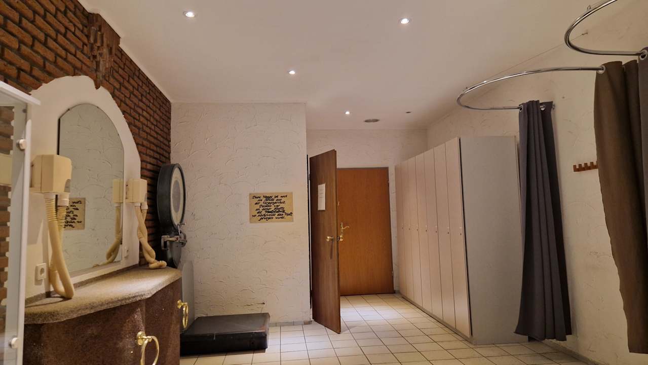 Pool Hotel Central, Frankenthal