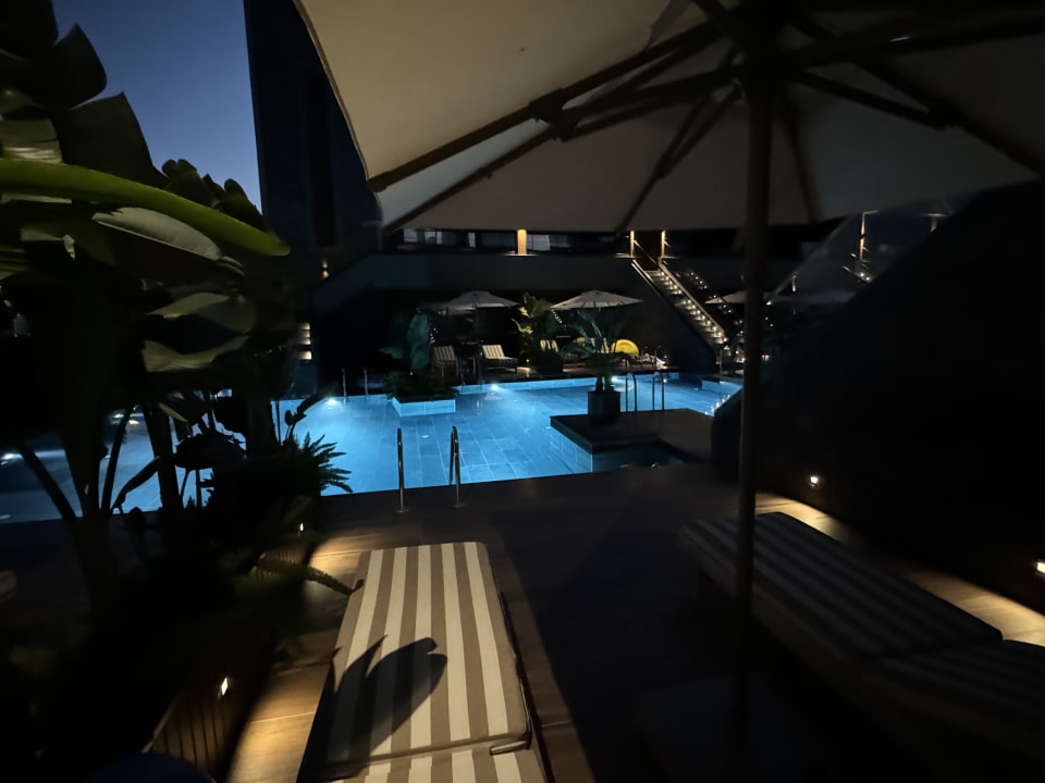 Pool Jacaranda Luxury Resort