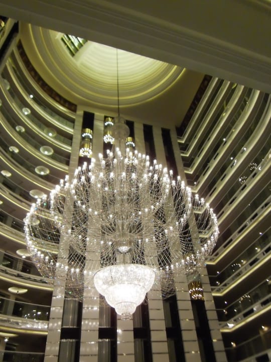 Lüster im Eingangsbereich Hotel Delphin Imperial