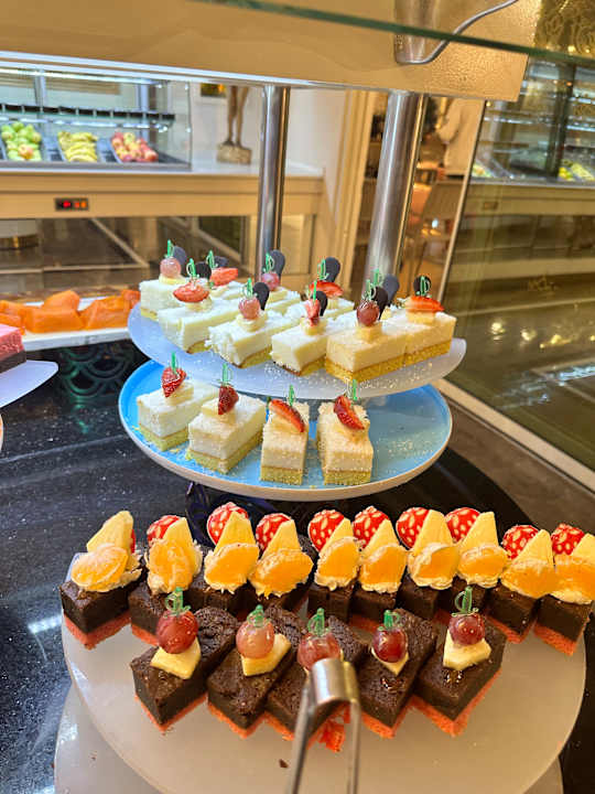 Gastro Side Royal Palace Hotel & Spa