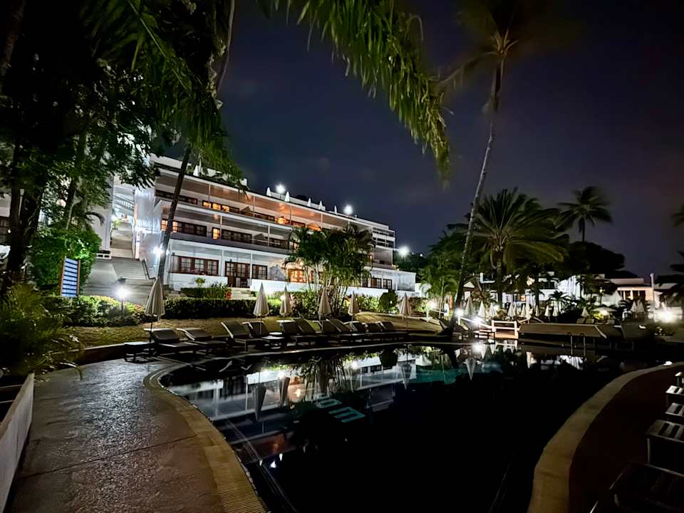 Pool Best Western Phuket Ocean Resort