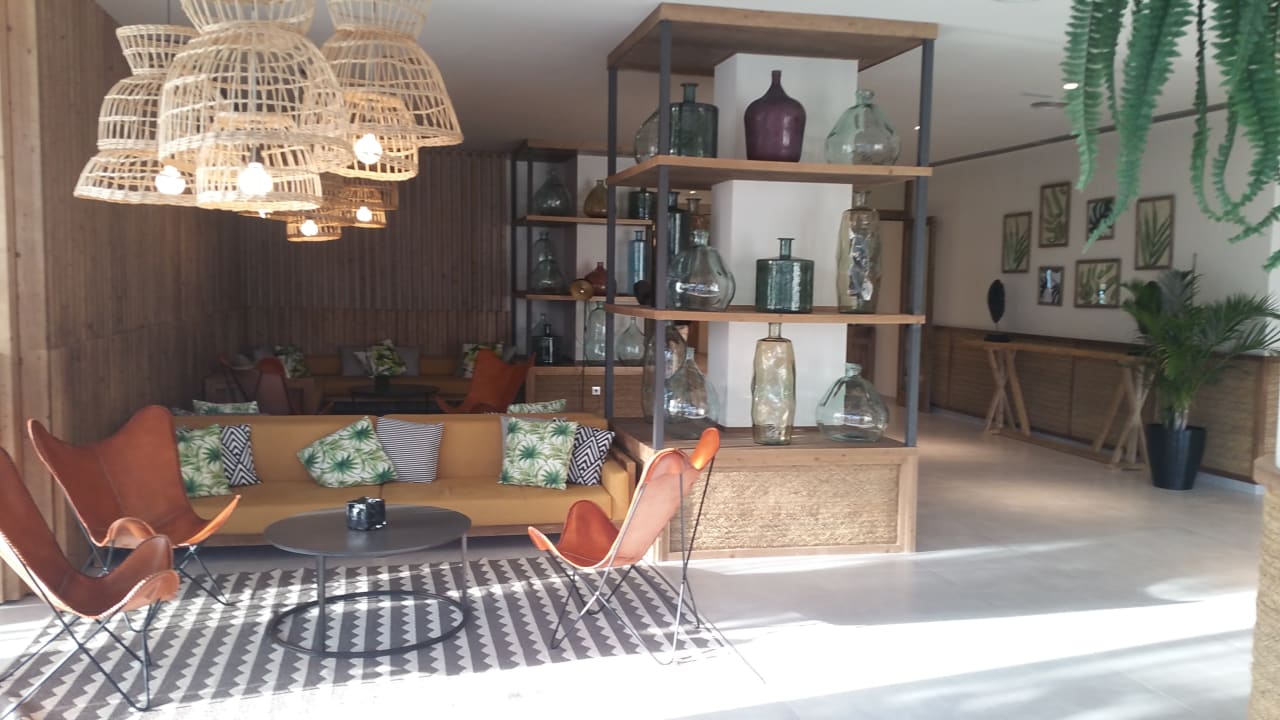 Lobby Corallium Dunamar by Lopesan Hotels