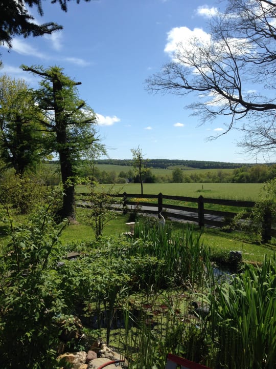 Garten mit traumhaften Ausblick. Entspannung pur Erzgebirgspension Thomas und Art & Design