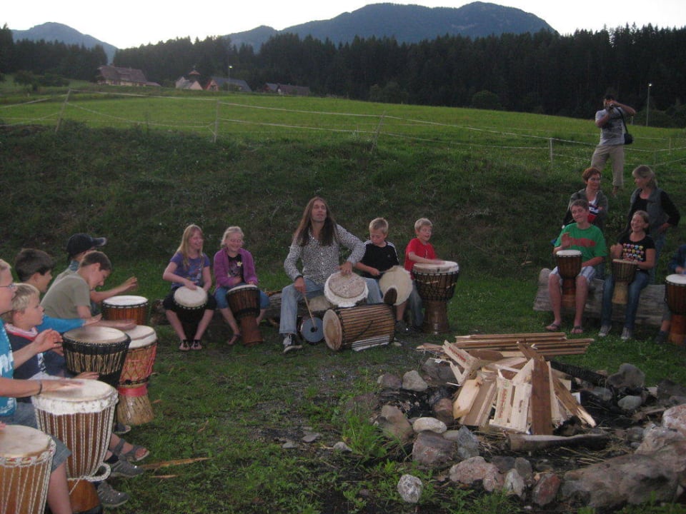 Trommelabend mit Lagerfeuer Karnischer Hof