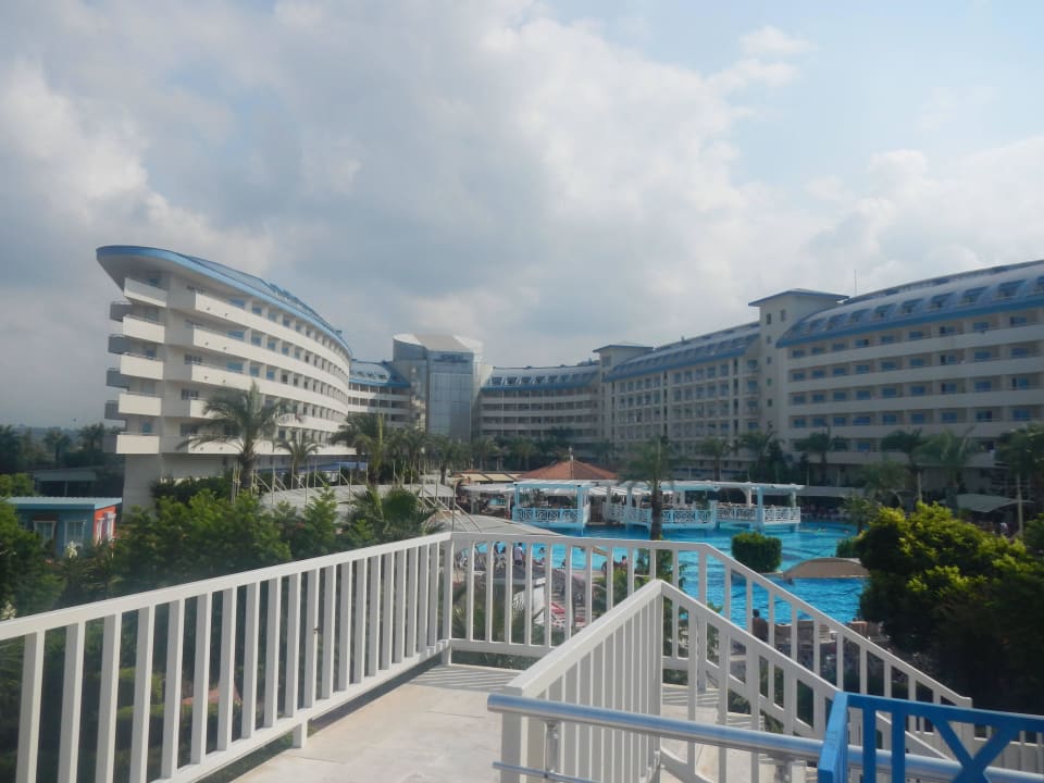 Widok zewnętrzny Crystal Admiral