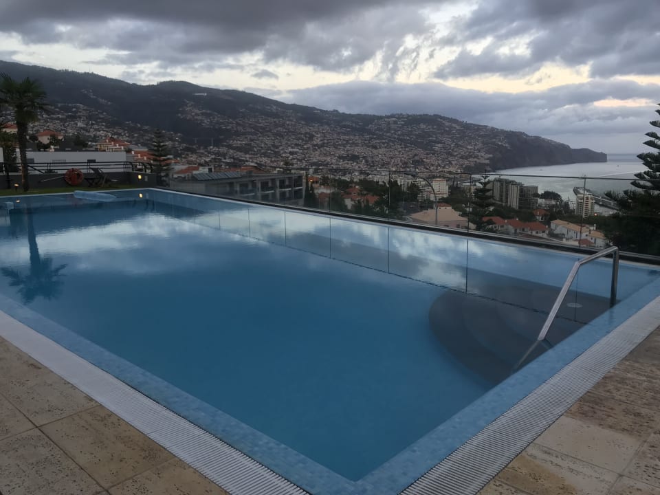 Pool Hotel Madeira Panoramico