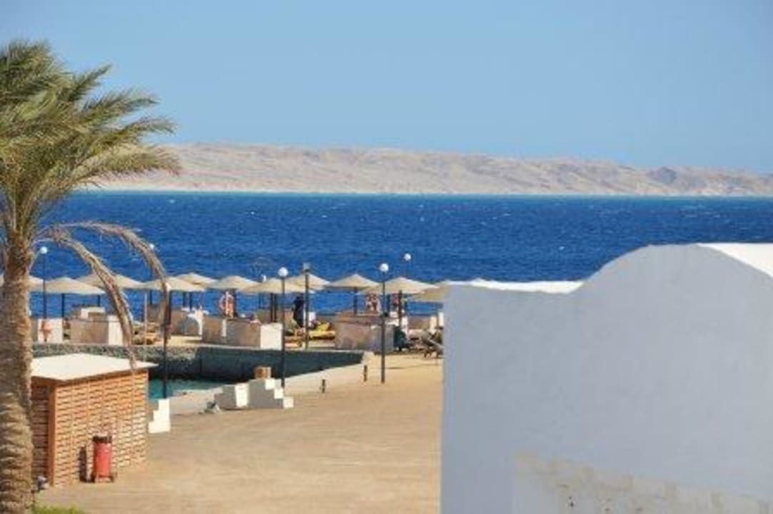 Ausblick zum Strand Arabella Azur Resort