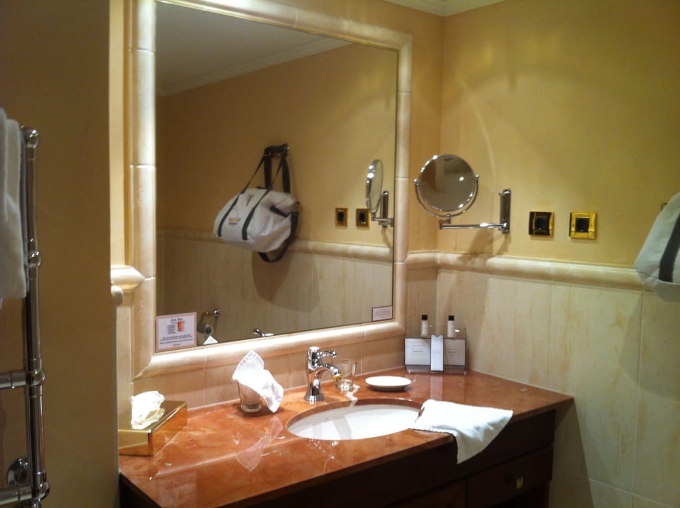 Zimmer Hotel Gran Belveder