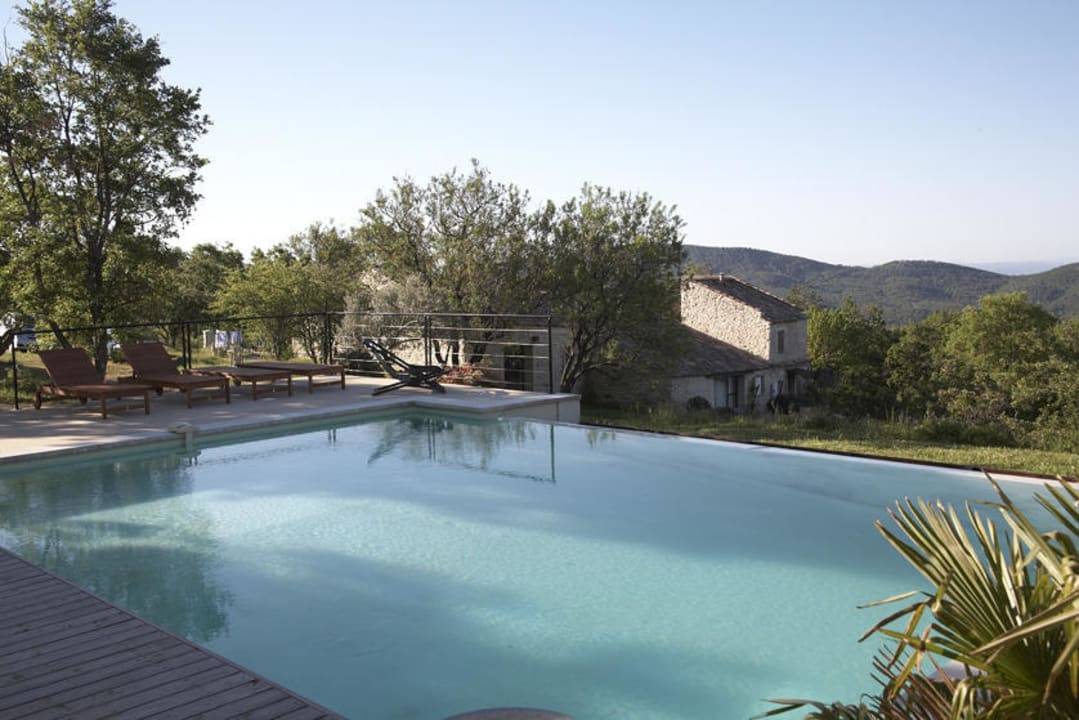 Poolblick Hotel Le Jas du Boeuf