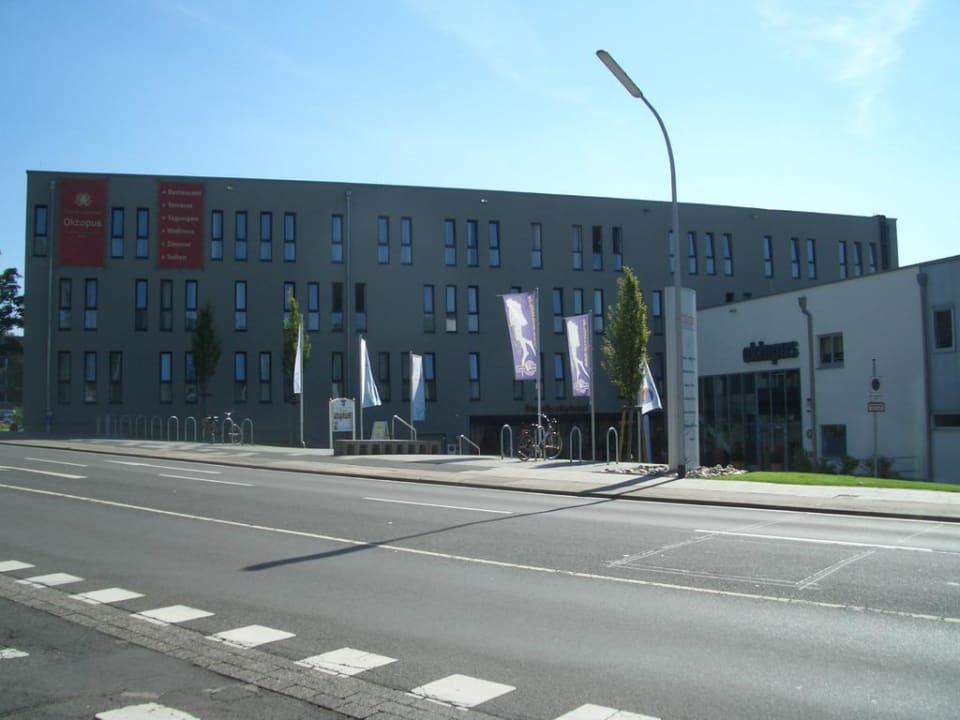 Mit Eingang Friendly Cityhotel Oktopus