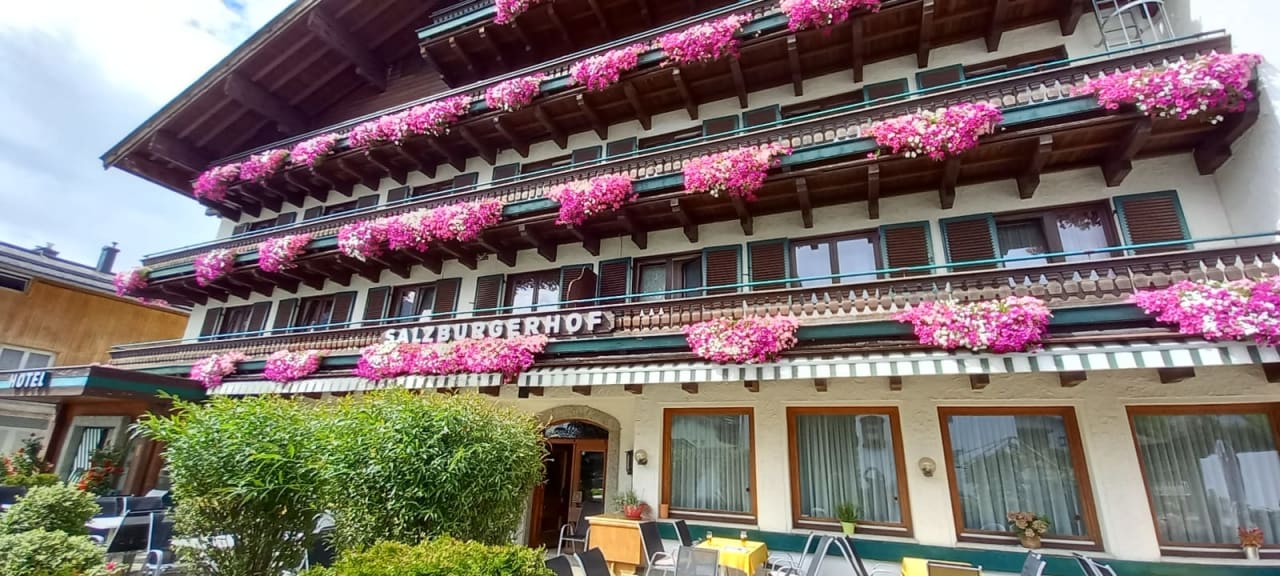 Außenansicht Hotel Salzburgerhof