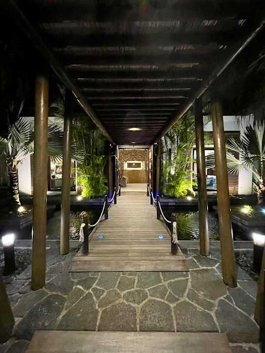 Außenansicht Laguna Beach Hotel & Spa