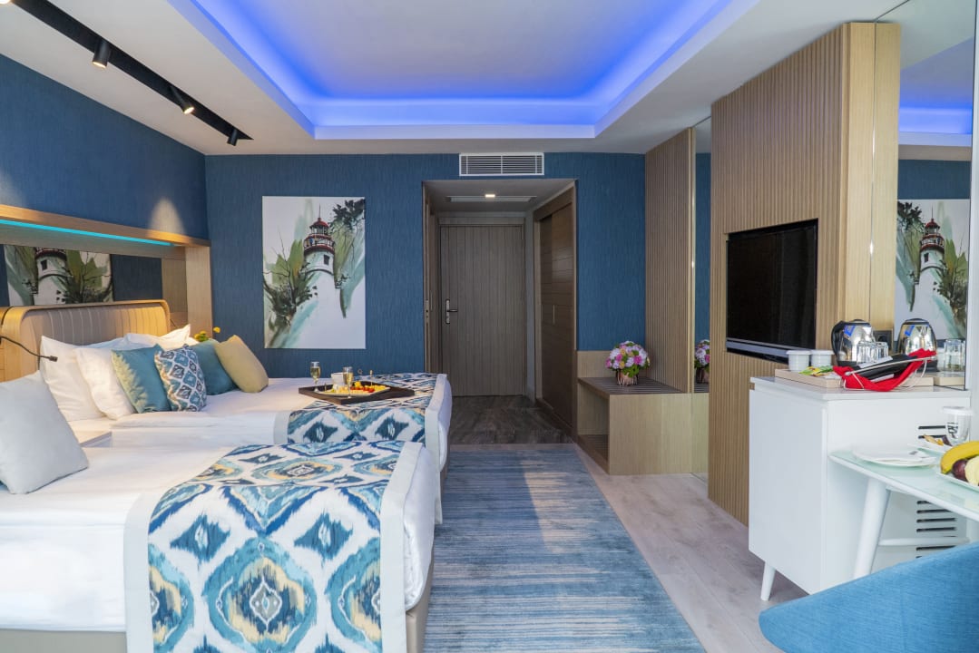 Zimmer Royal Wings Hotel