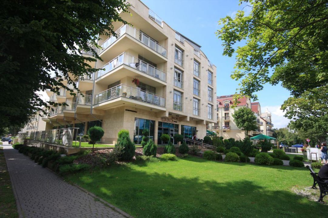 Hotel Aparthotel Park Avangard
