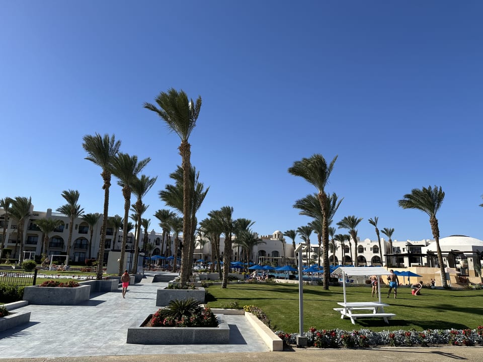 Außenansicht Pickalbatros Palace Hotel-Port Ghalib