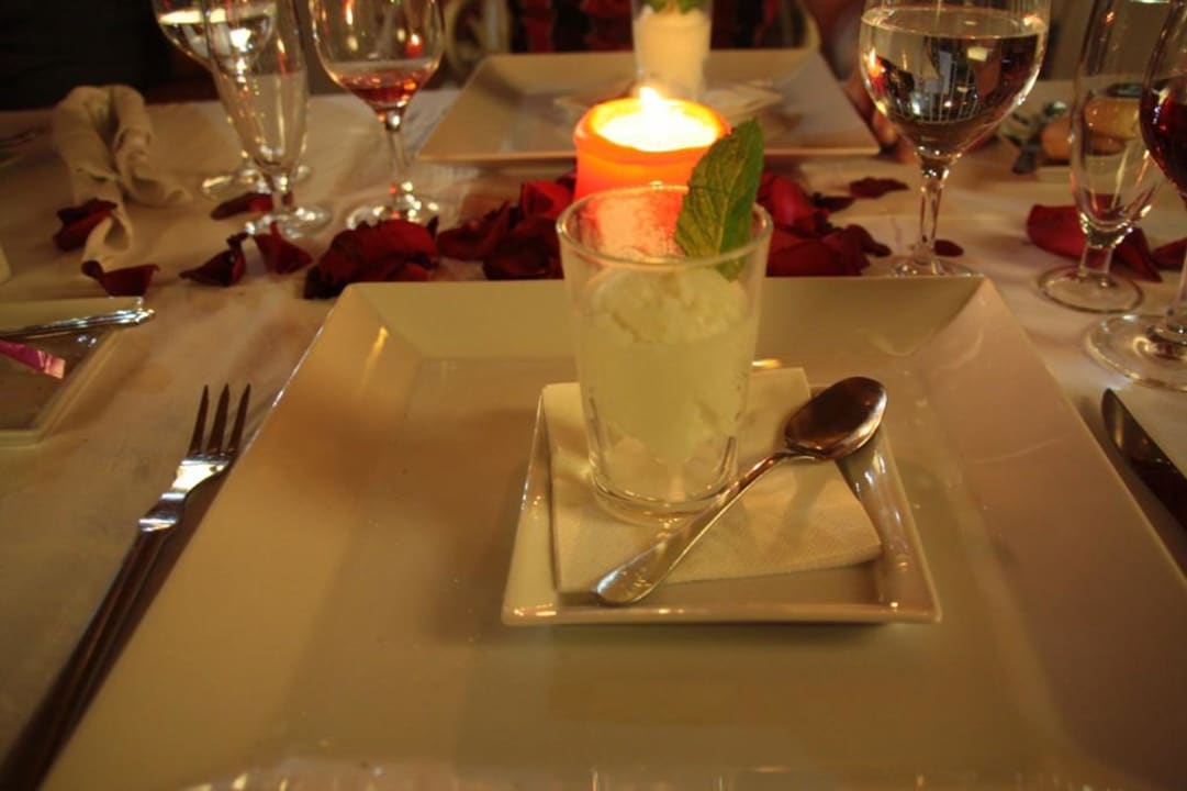 Zitronensorbet beim romantischen Dinner Bull Costa Canaria & Spa - Adults only