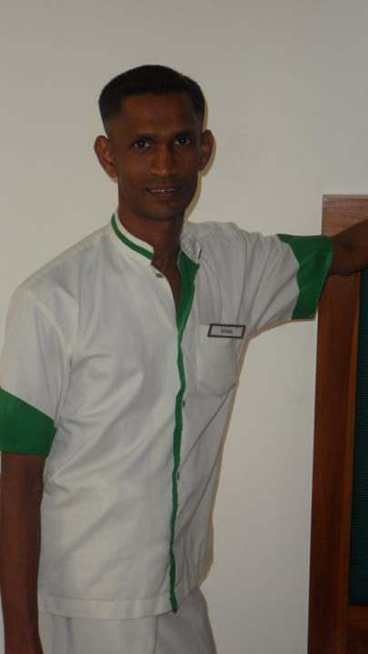 Das ist Nihal der beste Roomboy  Mermaid Hotel & Club