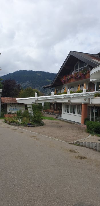 Außenansicht Ringhotel Nebelhornblick