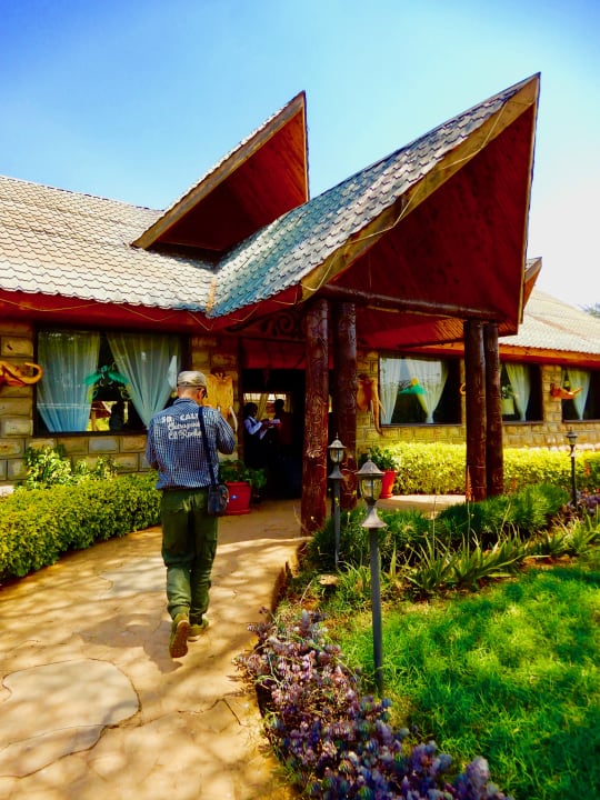 Außenansicht AA Lodge Amboseli