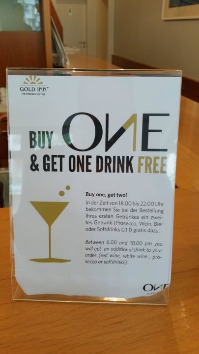 Lobbybar vor Ort Alfa Hotel