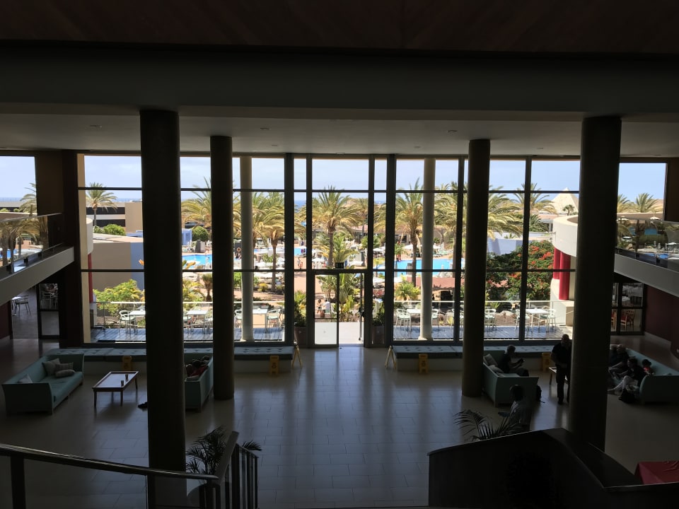 Lobby Iberostar Waves Gaviotas Park