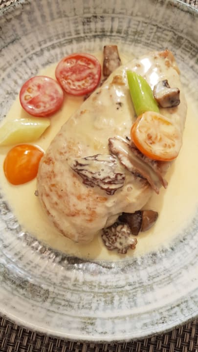 Gastro Gloria Serenity Resort