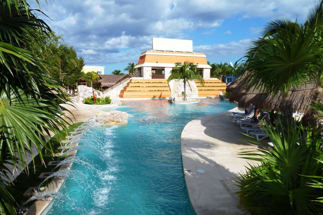 Fast alles ist verbunden Iberostar Selection Paraiso Maya Suites