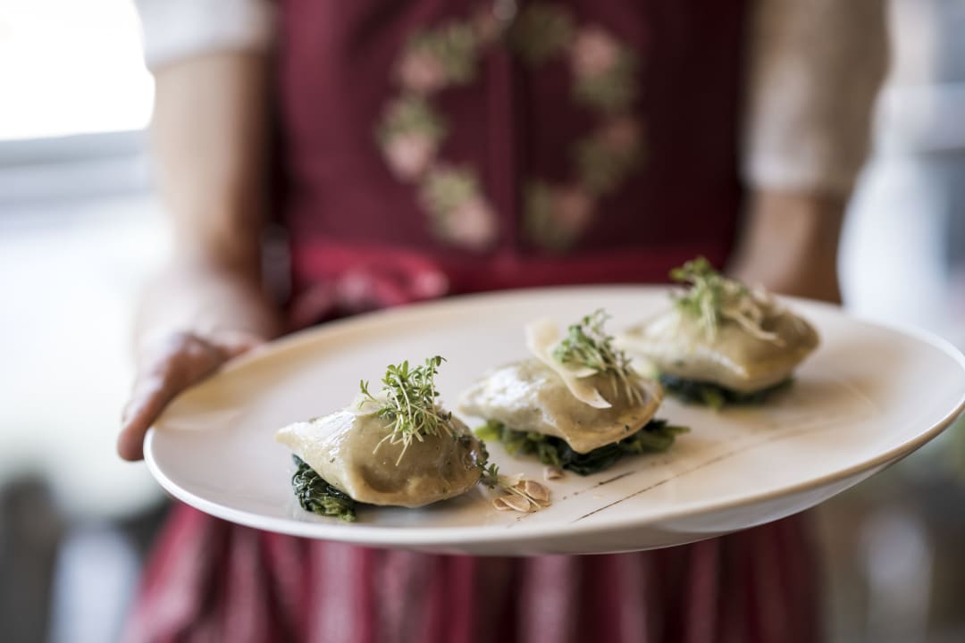 Gastro Post Alpina - Family Mountain Chalets