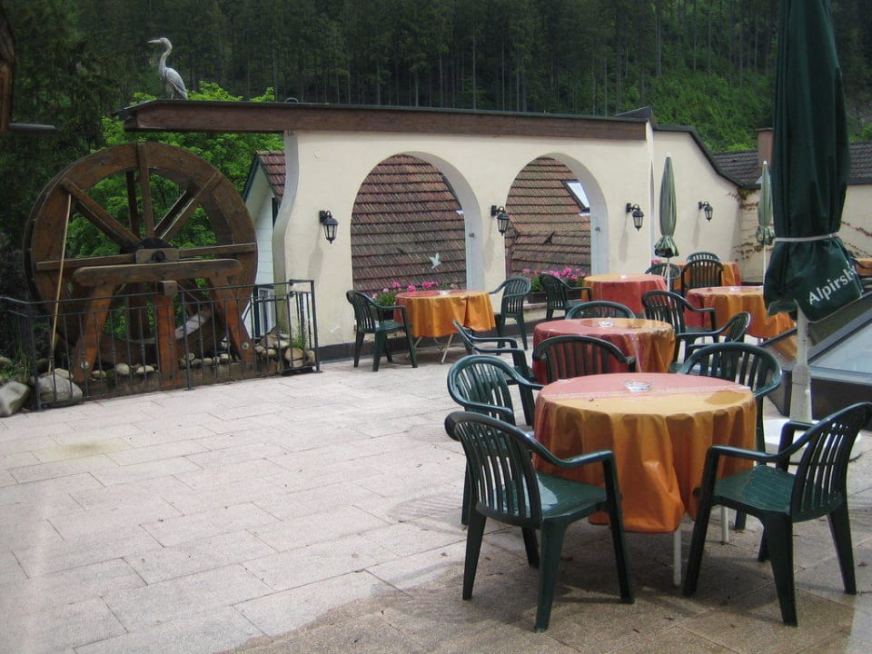 Dachterrasse mit Bar Holzschuh’s Schwarzwaldhotel