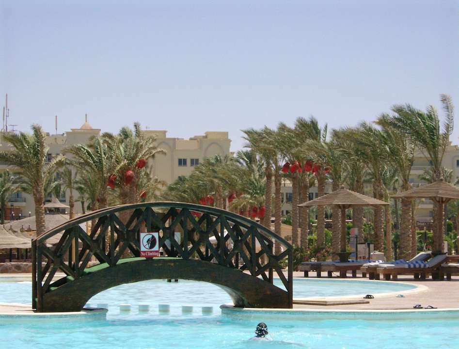 Schönes Hotel. Hier kann man super Urlaub machen . Riviera Aqua Park Resort