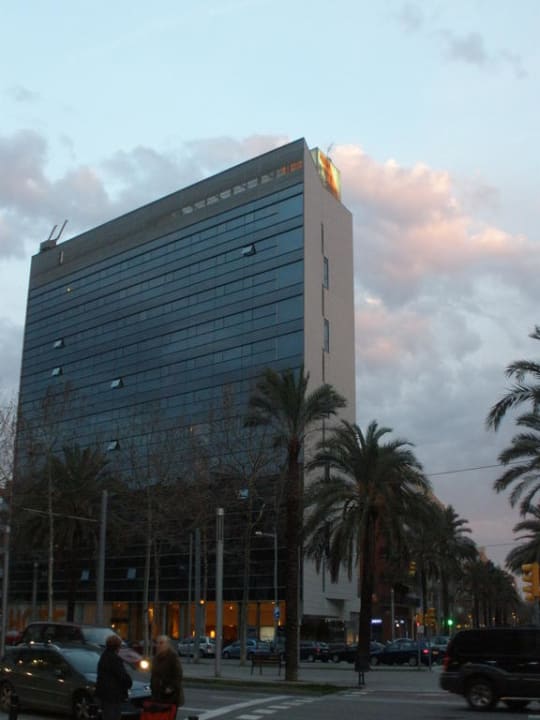 Außenansicht Hotel Four Points by Sheraton Barcelona Diagonal