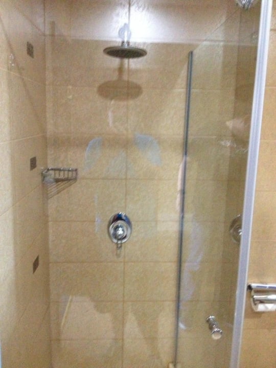 Große Dusche  Grand Hotel & SPA Primoretz