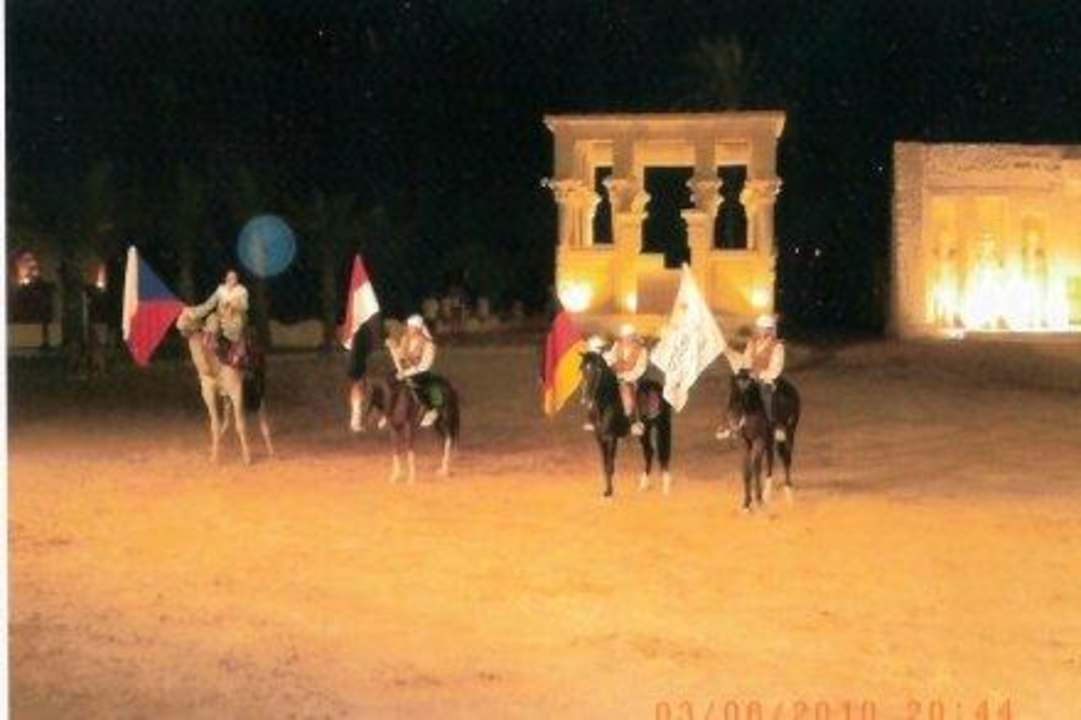 Show Pickalbatros Alf Leila Wa Leila Resort - Neverland Hurghada