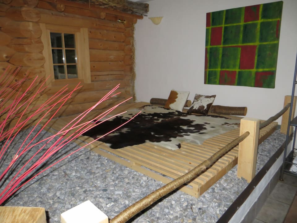 Sauna mit Liegen MONTAFON Lodge Hotel und SPA