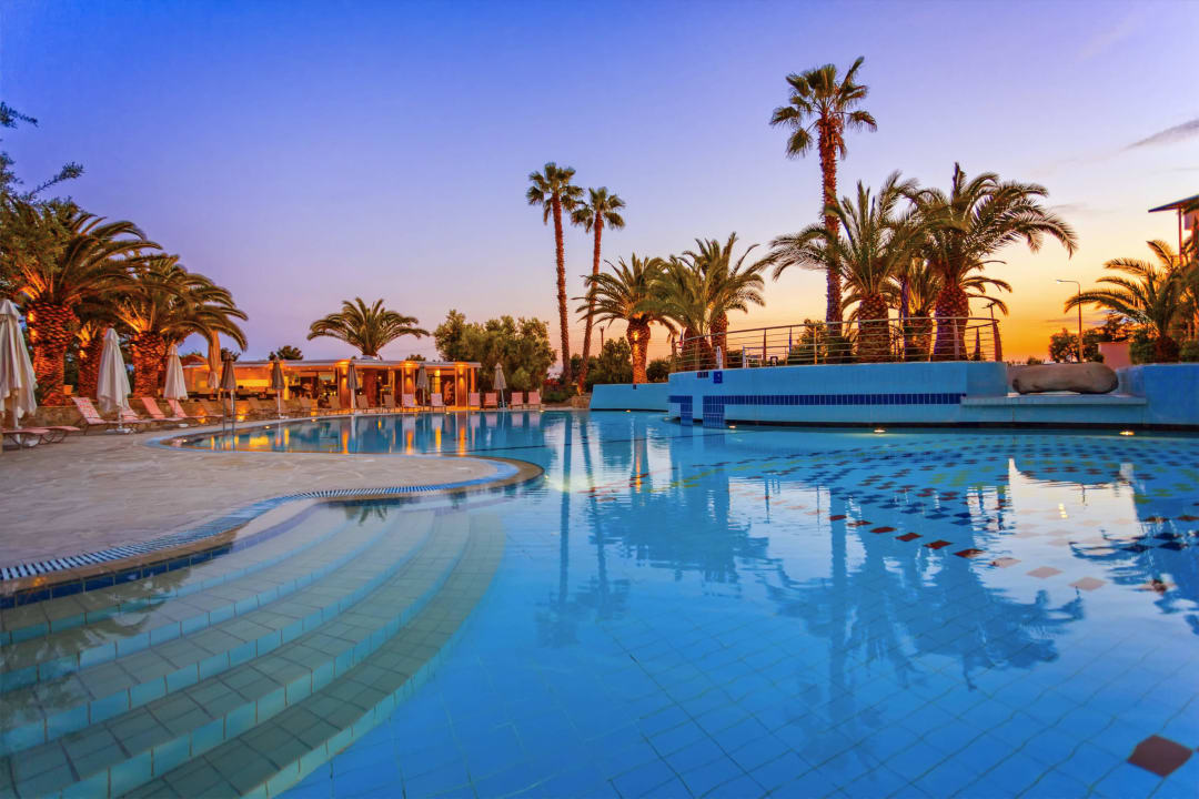 POOL Lagomandra Hotel & Spa