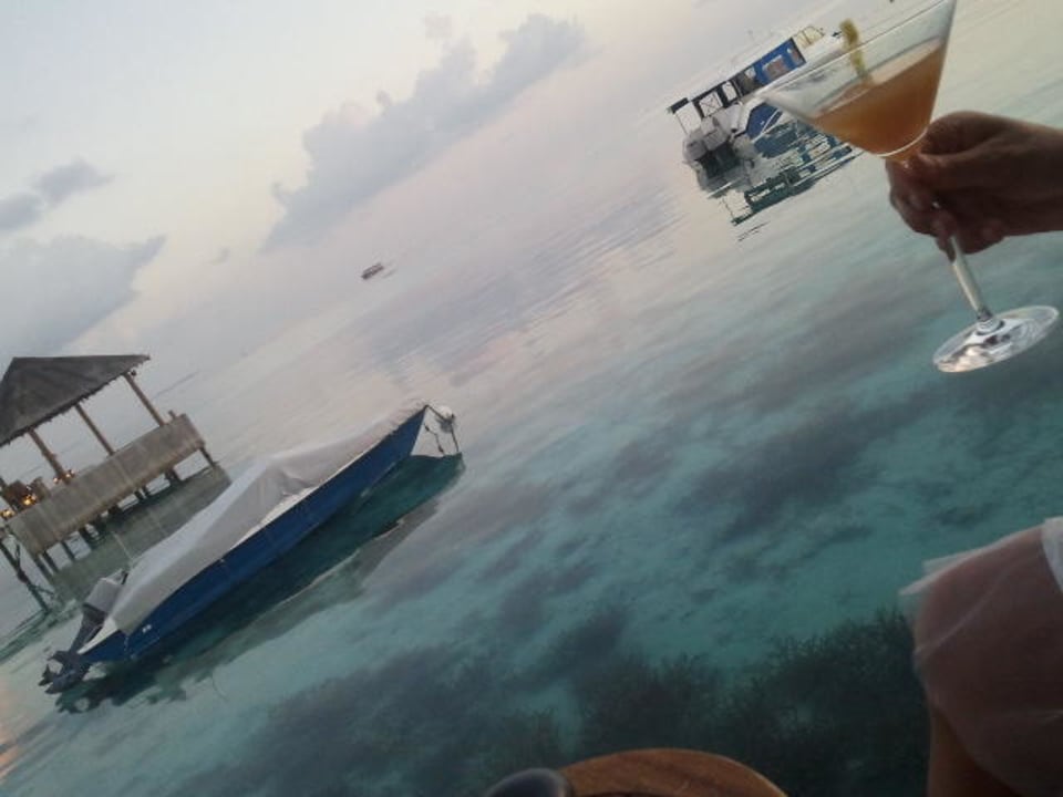 Blick vom OverwaterRestaurant Mirihi Island Resort