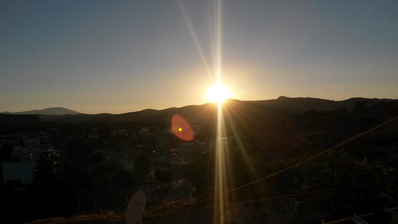 Sonnenuntergang vom Balkon Hotel Anagros
