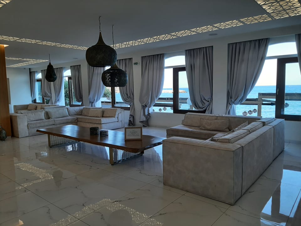 Lobby Vasia Boulevard Hotel