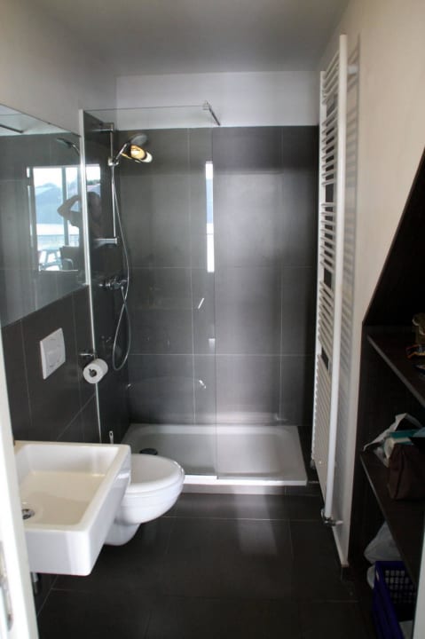 Eines der zwei Bäder Center Parcs Park De Haan