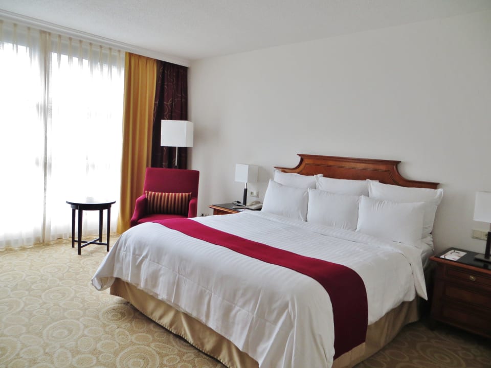 Zimmer 247 Hamburg Marriott Hotel