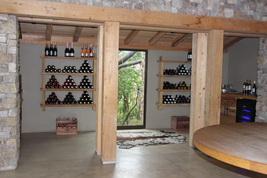 Gastro Kariega Game Reserve - Ukhozi Lodge